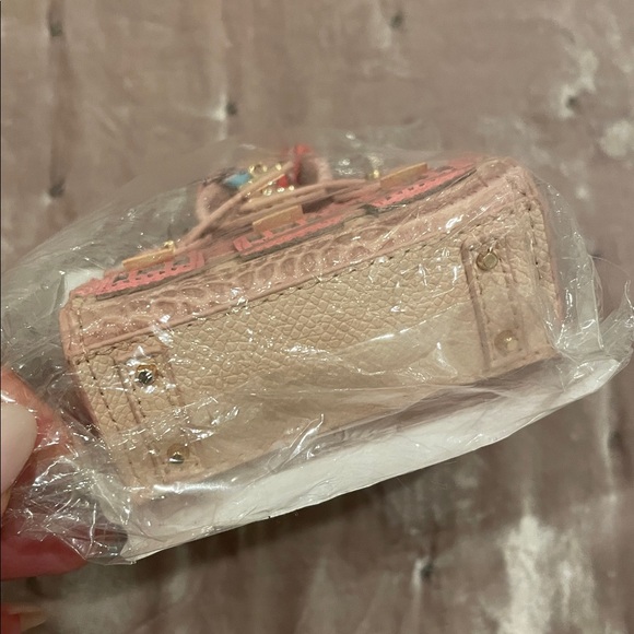 Stylish Pink Handbag accessory charm airdpod case purse charm - Picture 2 of 4